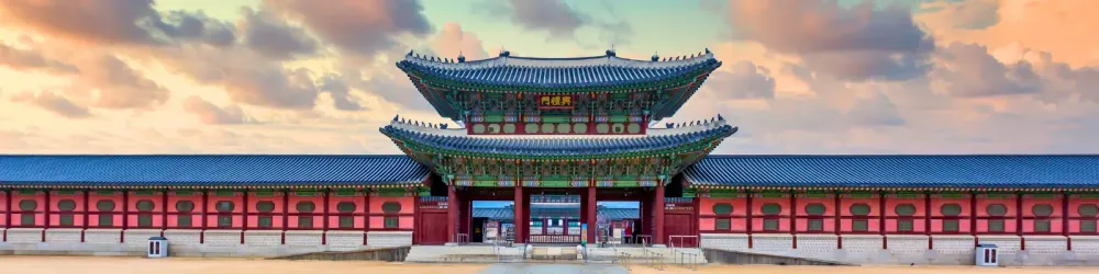 Gyeongbok palace in Seoul City, Gyeongbokgung palace landmark of Seoul, South Korea